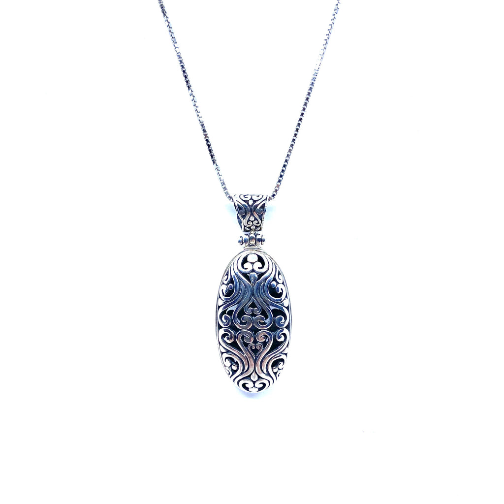 Gorgeous Sterling Silver Balinese Design Pendant Necklace