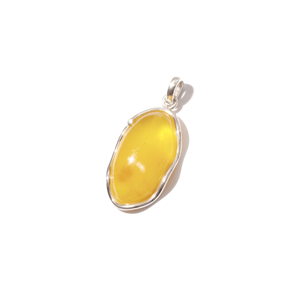 Truely Gorgeous Butterscotch Baltic Amber Sterling Silver Statement Pendant