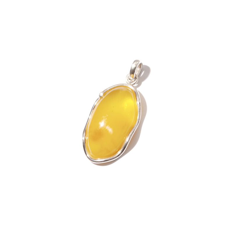 Truely Gorgeous Butterscotch Baltic Amber Sterling Silver Statement Pendant