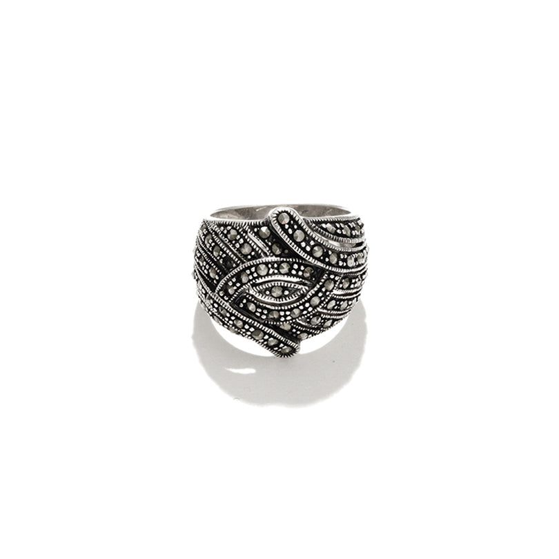 Lovely Free Wheeling Design Marcasite Sterling Silver Statement Ring