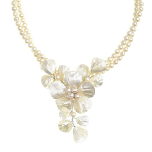 Beautiful White Shell Mother of Pearl and Freshwater Pearl Flower Necklace