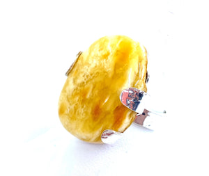 Gorgeous Butterscotch Baltic Amber Sterling Silver Statement Ring
