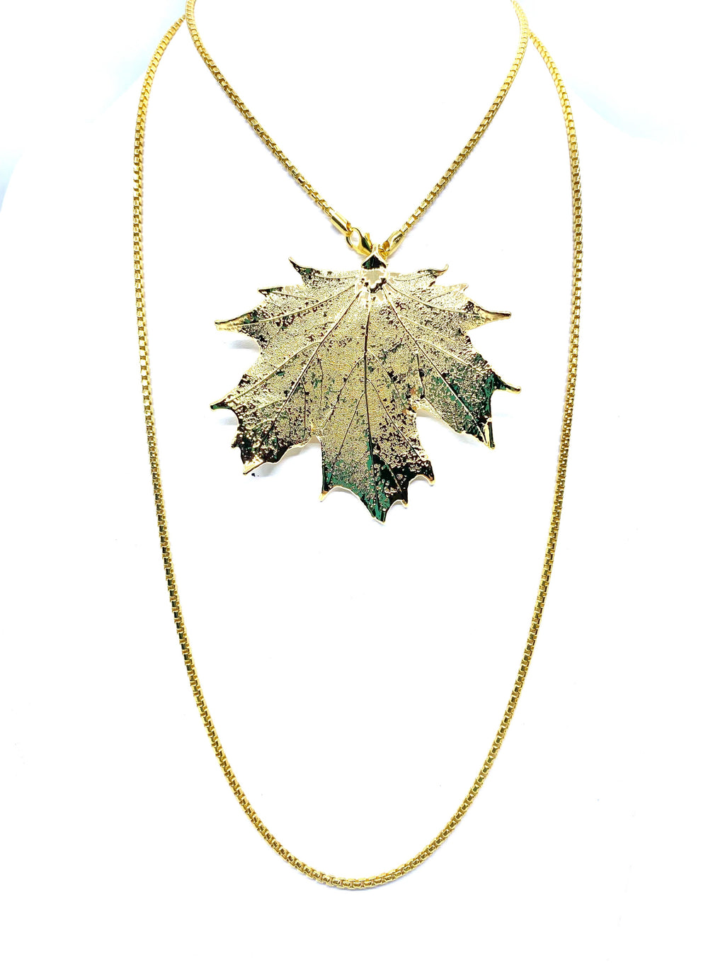Gorgeous Gold Maple Leaf on Long Bermuda Gold Plated Chain 36"