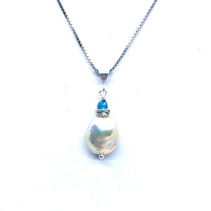 Stunning Pearl Freshwater Pearl with Blue Apatite Sterling Silver Pendant