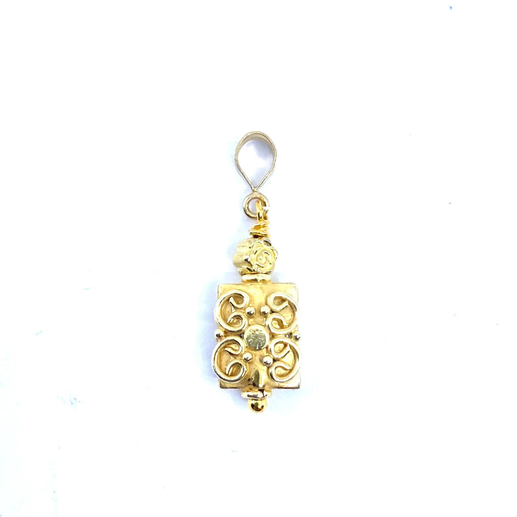 Gorgeous Petite Gold Plated Silver Pendant/Chain