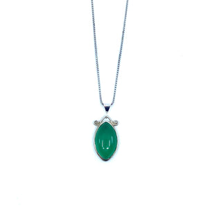 Lovely Petite Green Agate Steerling Silver Necklace