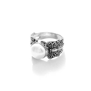 Beautiful Butterfly Freshwater Pearl Sterling Silver Statement Ring