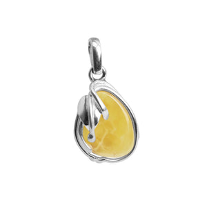 Lovely Butterscotch Baltic Amber Sterling Silver Pendant
