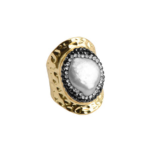 Sparkling Fresh Water Pearl with Hematite and Crystals Gold Plated Ring