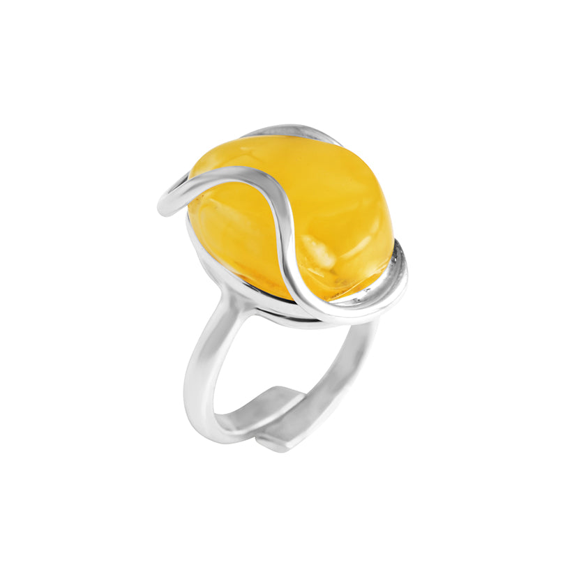Elegant Baltic Butterscotch Amber Sterling Silver Ring